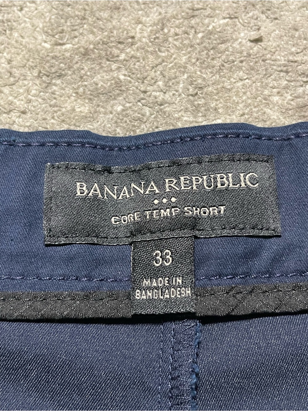 Banana Republic Mens Core Temp Navy Shorts - Picture 3 of 7